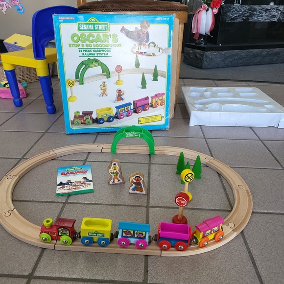 Sesame Street Other - Vintage 1995 Sesame Street Oscar's Stop & Go Locomotive Hardwood Railway System